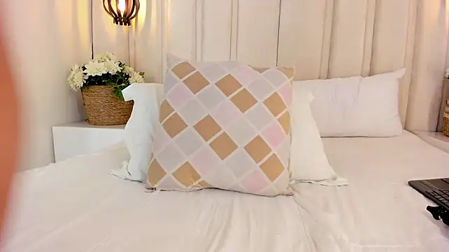 JulietaFontana - Ride dildo backwoard