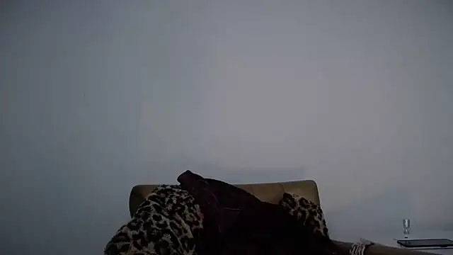 Miasecretx - NAKED + OIL SHOW 💦✨