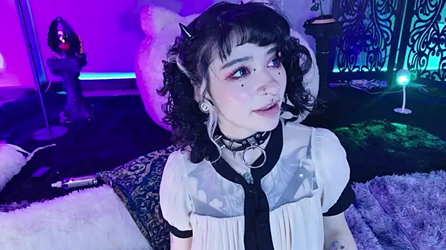 Zephirah_abney - Slow breast massage hipnotic stare