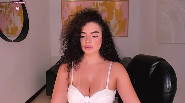 KylieJenkins - fingering pussy