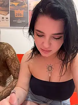 Double_troubles - BOTH girl taste each other pussy🥵