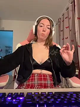 Daisy_Michto_Officiel - RETIRE TON HAUT ❤️ BOOBS + HUILE
