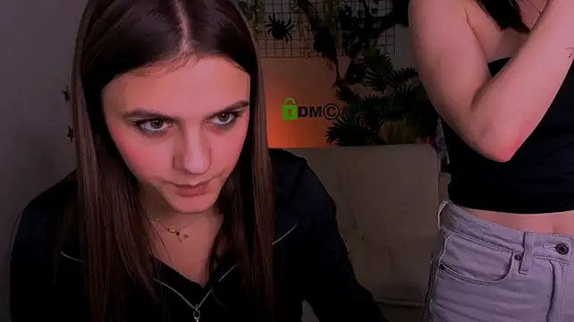 Lisa_dark_ - doggy in panties