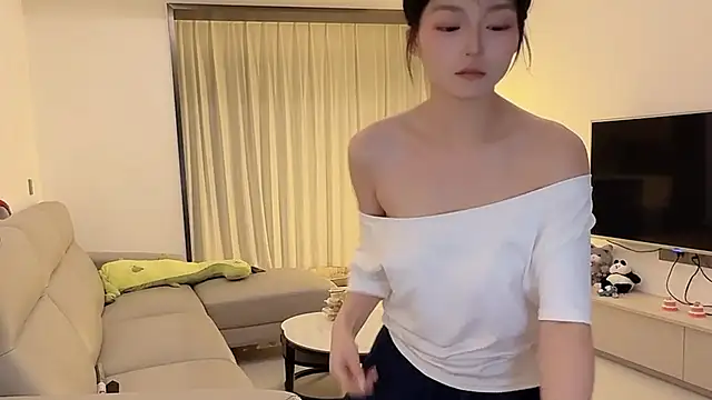 Lyra_03 - 看看小内内