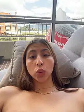 Ameellie - OIL IN BOOBS+LASTTIP 2 min TOY