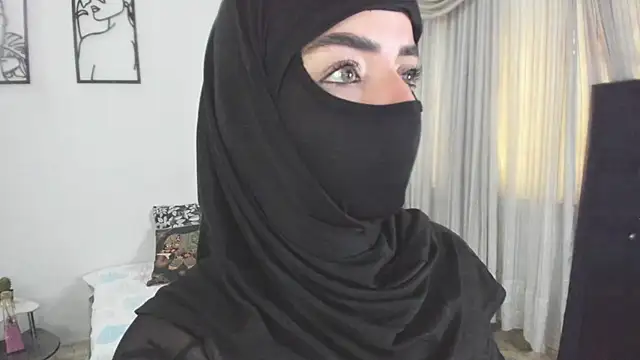 Uzra_hayed - show boobs