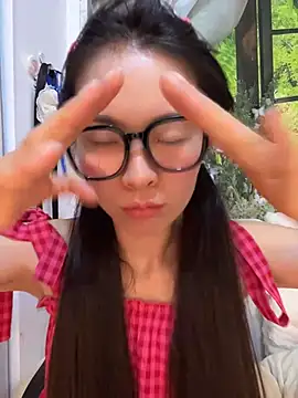Xingxing521 - 脱一件衣服唱🎤歌