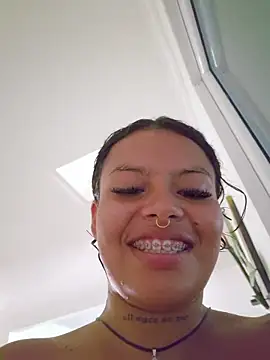 Yesica_Mcfly - 💦SWIMIN NAKED + Toy control x5mn