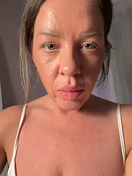 Zlat_peach - Toples 5 min + slap Ass and Pyssy