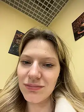 MaryHiggins - Licking nipples