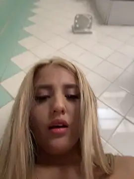Gabi_lopezz - PUBLIC MASTURBATION 🥵