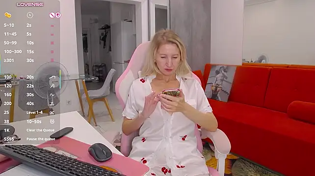 Sofia_Soul - I'll show you my breasts