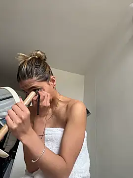 Ameellie - OIL IN BOOBS+LASTTIP 2 min TOY