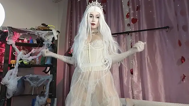 Carolina_Leep - Blow kiss :3