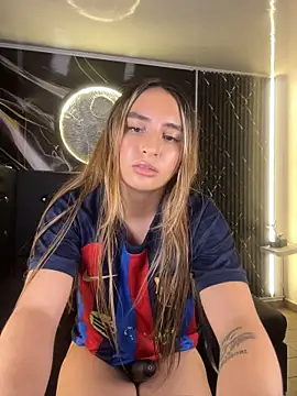 LuisaSweet_ - Zoom pussy + spit pussy
