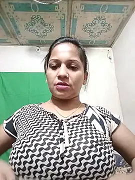 Payel_50 - 5 minute fingering show