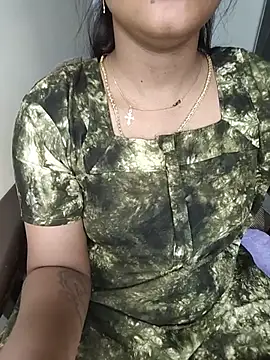 Tamil__Thara003