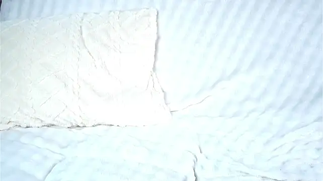 HolyNaomi