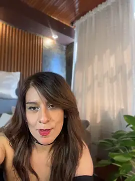 Gia_Bruni - Come here, let me suck your cock.