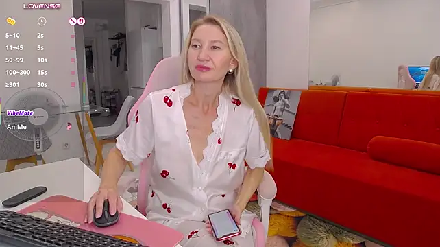 Sofia_Soul - I'll show you my breasts