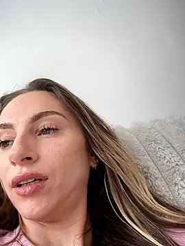 Dallyssxo_ - Squirt + SOAK my panties! 👙