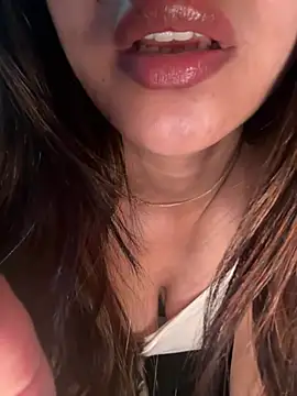 Hidden_Flame_Laiba - Show pussy 🥵