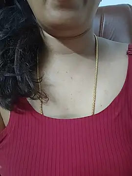 ____R-A-D-H-I-K-A____ - Massage boobs with oil
