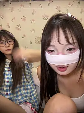 Rocket-Girl - 饥饿鲍鱼想爸爸肉棒插骚逼