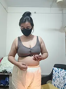 SpasyQueen69 - Full nude show with fingaring