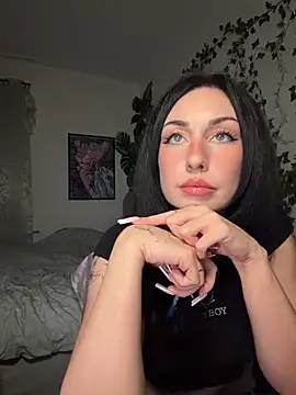 Estherjizz - last tip wins 3 vids, minimum 100tk