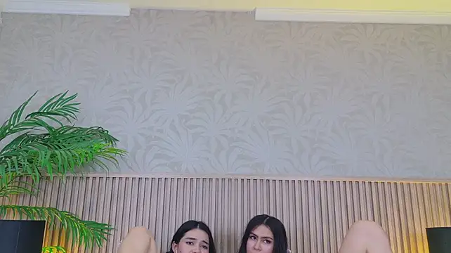 CamiiLove_ - 🥵 FREE TITS AND WILD DANCE!