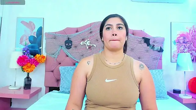 ThyaraJhons - suck tits 🍒😘🌸