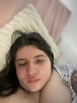Horny_roomiess