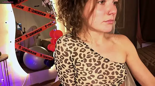 Mari_Muse - teasing with panties