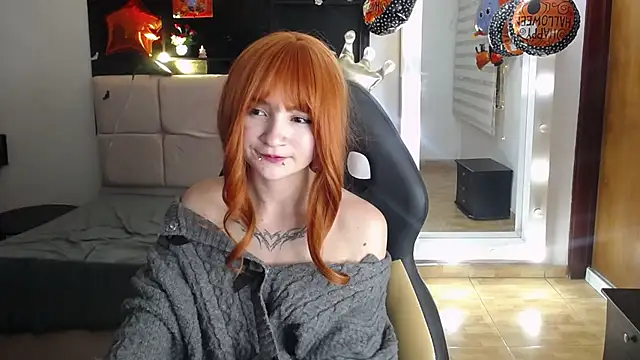 _Charlotte_Collins_ - show my tits