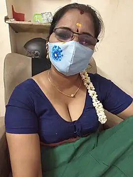 Tamilyazhini19