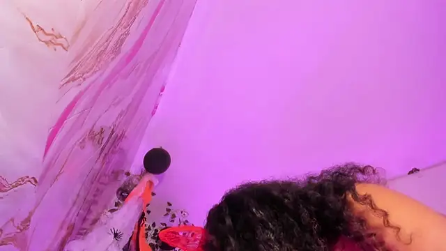 Merida_flame - SHOW MY BIG PUSSY OPEN