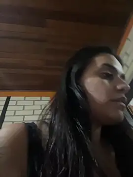 Nandahotcasada - Plug no cu+dildo no salão