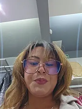 Lara_Moon20 - Sloping tits 🤤
