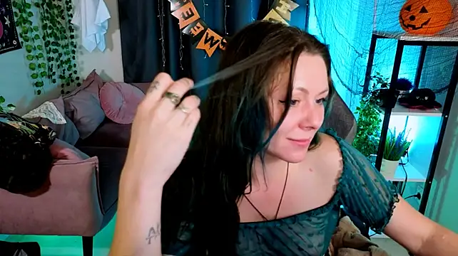 Eiva_noir - butt tease