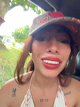 Roxyrougee - 🫨Walkin NAKED in park🫨 L.T 🎁HotVid🎁