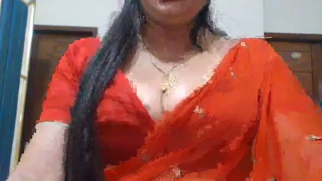 Maisa-130 - boobs show