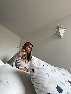 Ameellie - OIL IN BOOBS+LASTTIP 2 min TOY