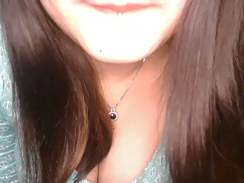 Iraaya - Ice on boobs wid 15x spanks XXX🔥🥵