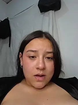 EmilyRoy77 - Dildo in pussy