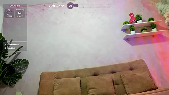 Lina_palace - lay with toy