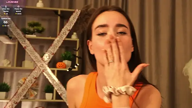 AmelyHayes - check out my ass close-up