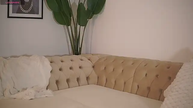 GiaInked - Lush and Domi control 20min