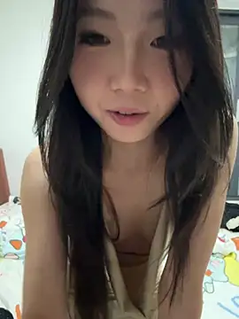 Queen-TT - 三姐妹裸嗨5分钟