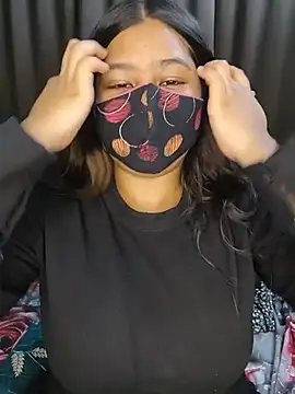 YOUR_GF_ - Show boobies 🥵
